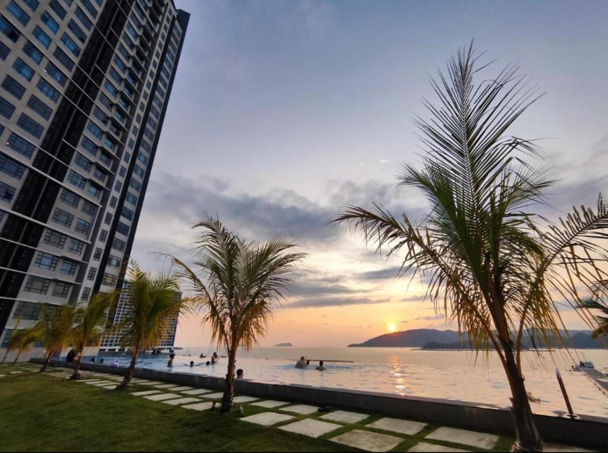 Botiza Suites At Jesselton Quay Kota Kinabalu Eksteriør billede