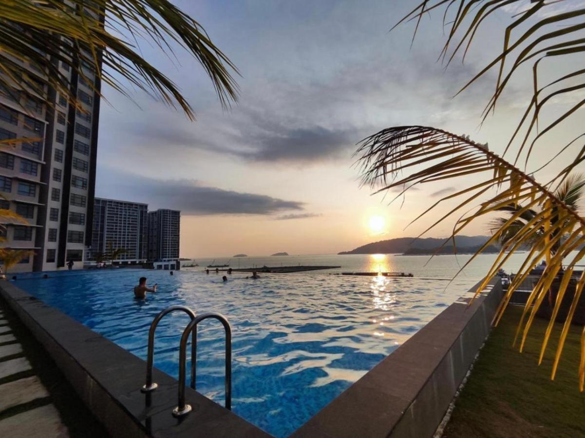 Botiza Suites At Jesselton Quay Kota Kinabalu Eksteriør billede